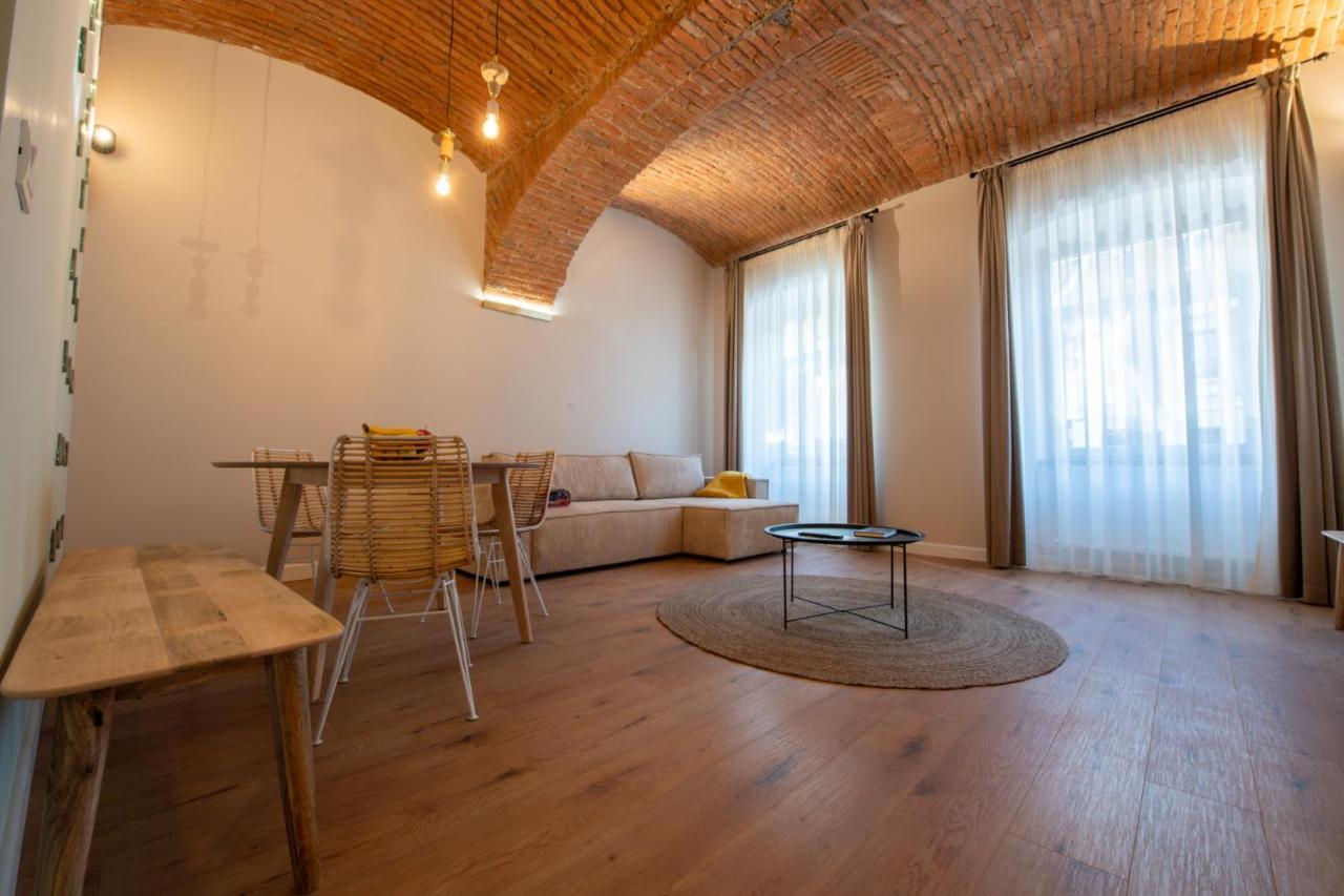 Apollo Brasovul Istoric Apartment Ngoại thất bức ảnh